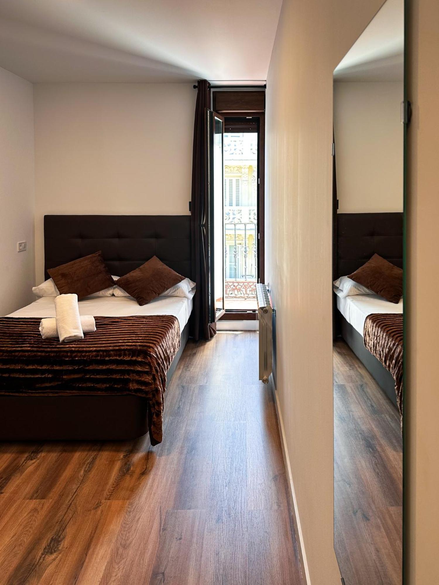 Hostal Arenal מדריד מראה חיצוני תמונה